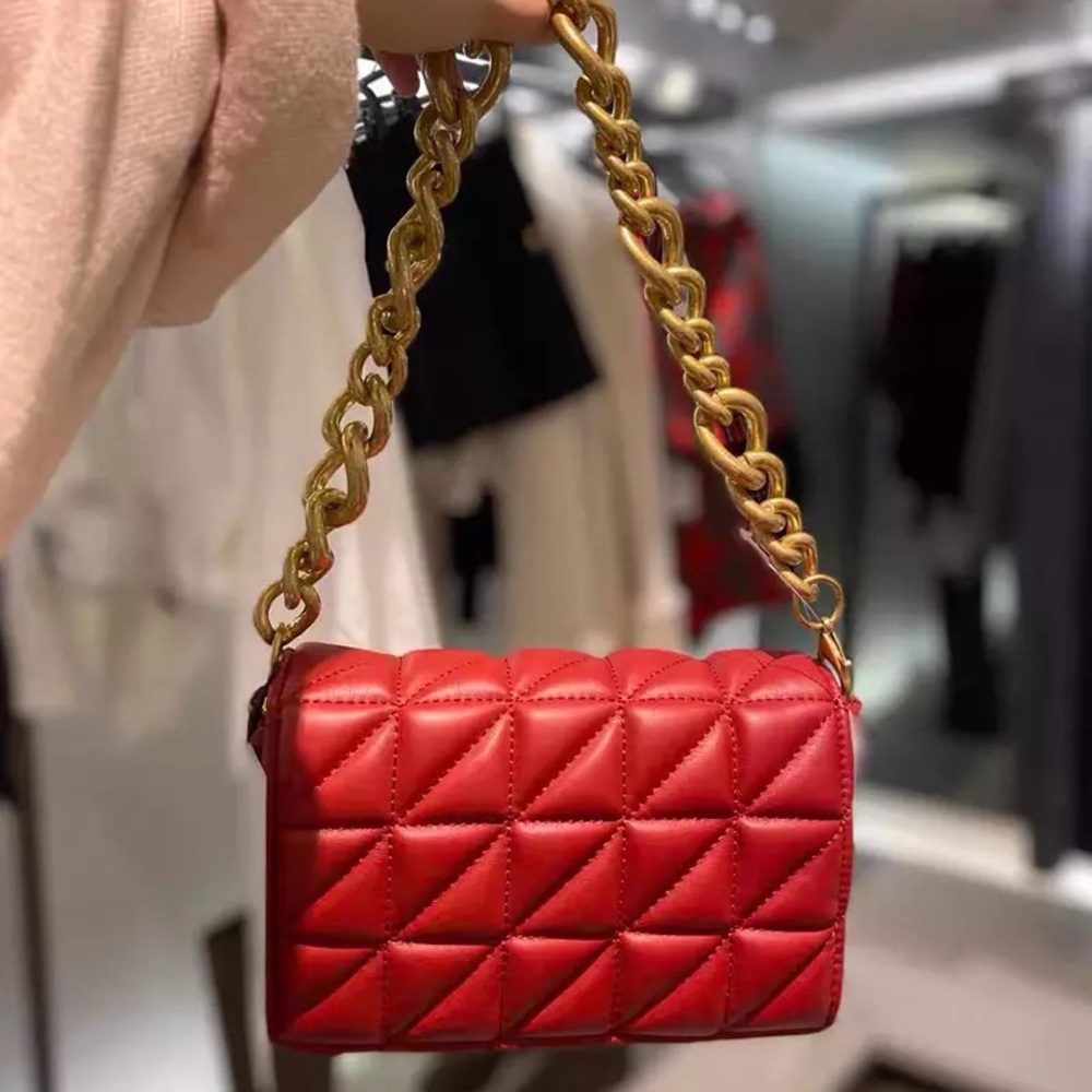Quilted Shoulder Bag - Chain Strap - Red